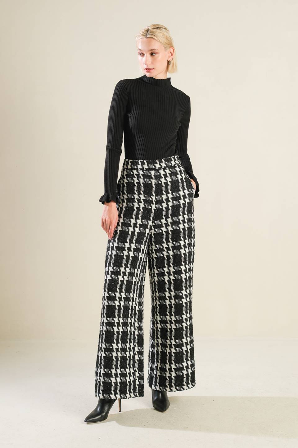 BLUSA DE MOLETOM "ME BEIJE DE MANHÃ"