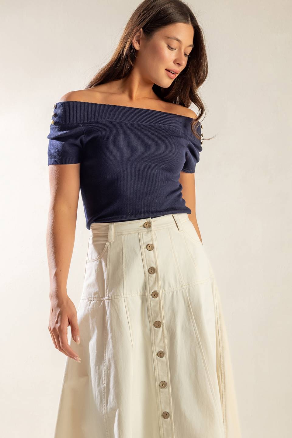 BLUSA DE SUÉTER COM OMBROS DE FORA "HORA DO CHÁ"