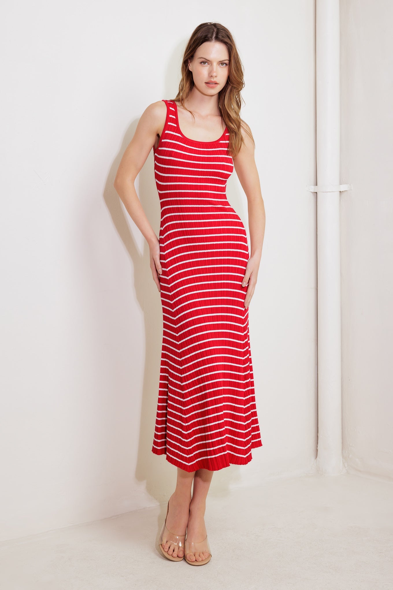 SOFT SIDE OF RED KNIT MIDI DRESS - MaraFormigone