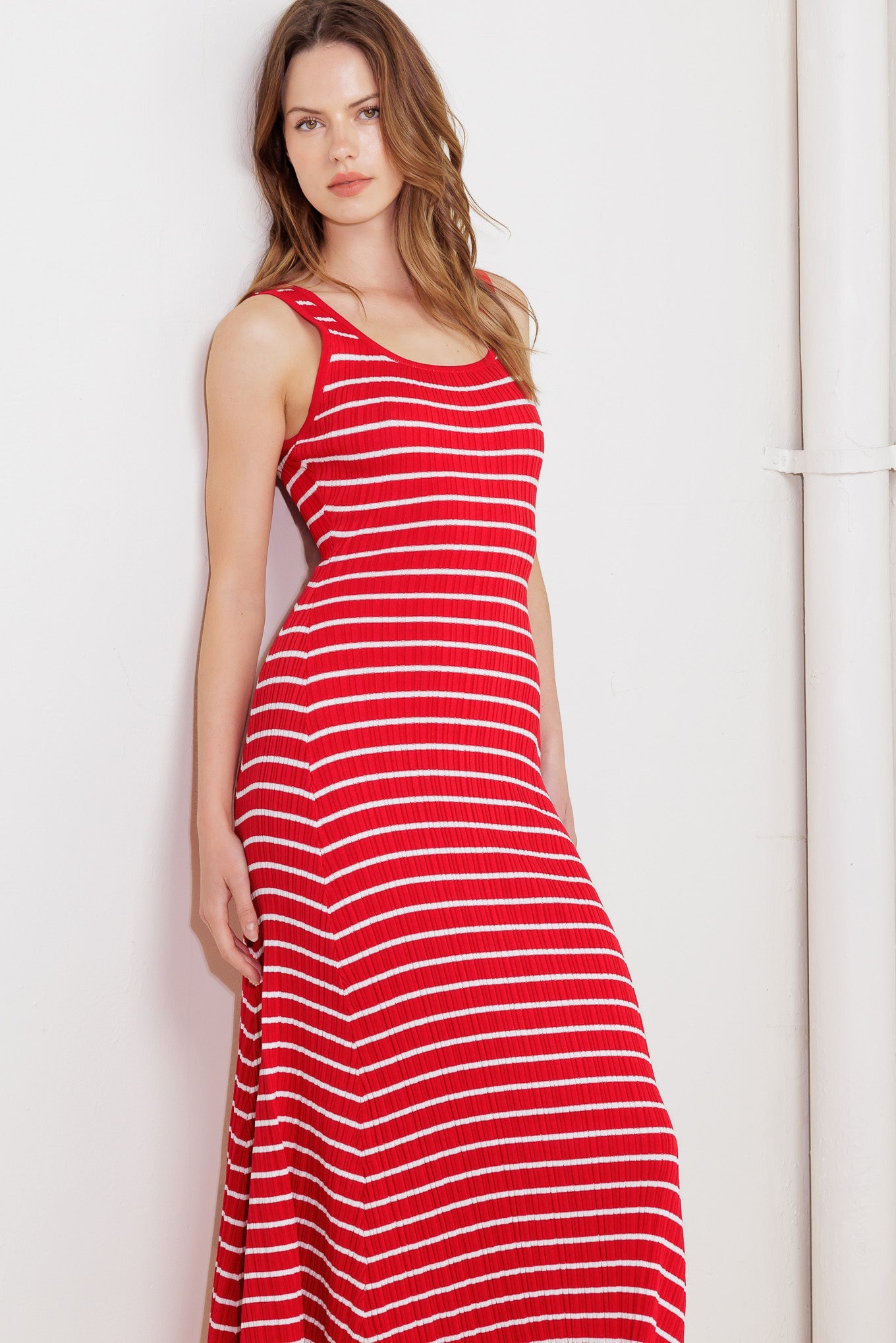 SOFT SIDE OF RED KNIT MIDI DRESS - MaraFormigone