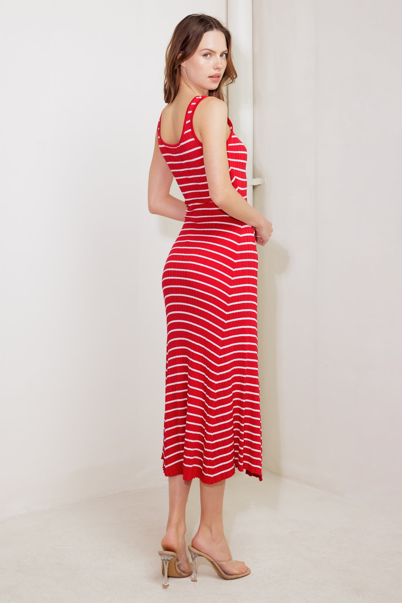 SOFT SIDE OF RED KNIT MIDI DRESS - MaraFormigone