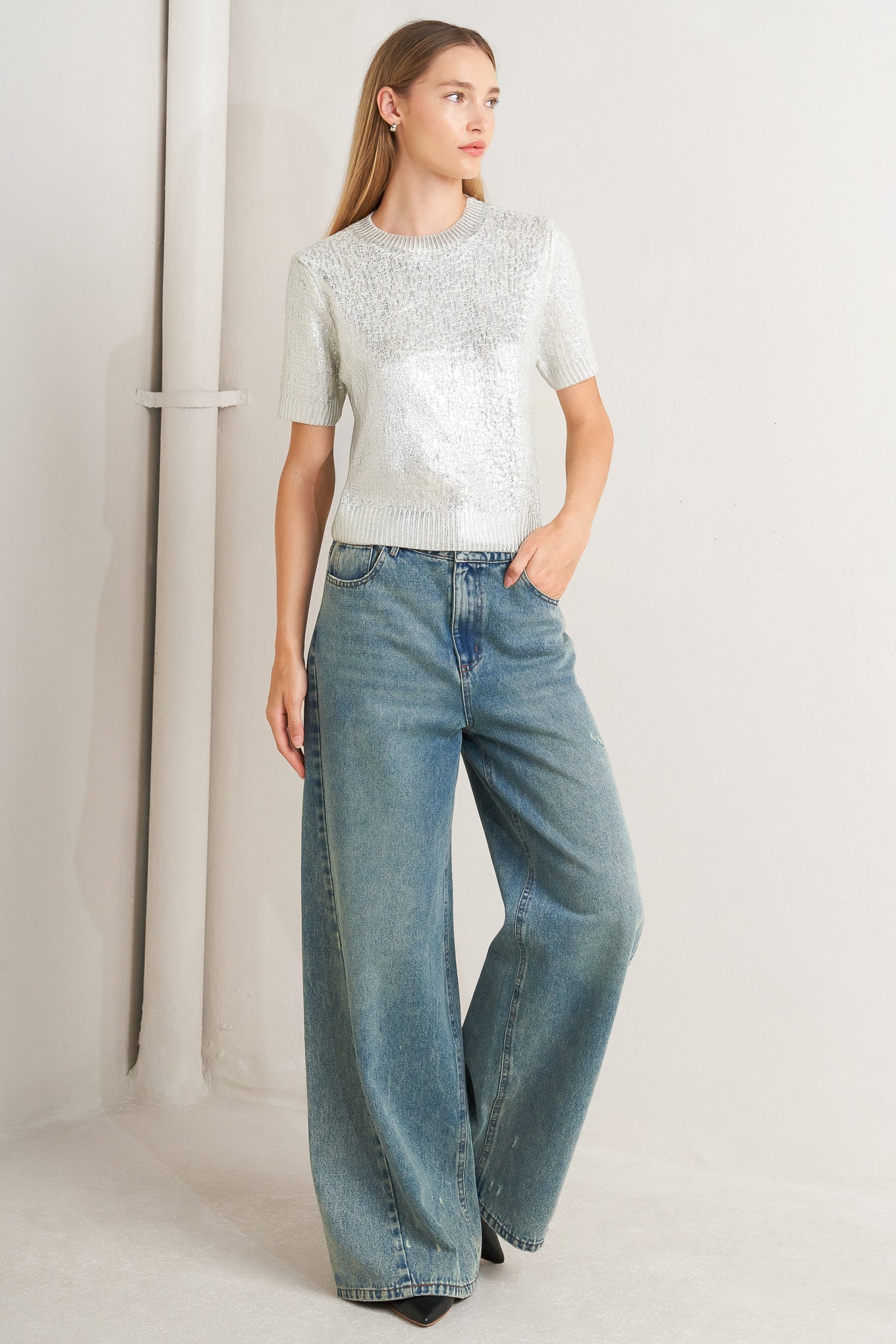 TOP DE PUNTO CON BRILLO PLATEADO