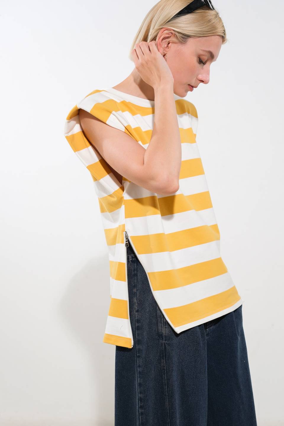 THIS ISN'T GOODBYE KNIT TOP - MaraFormigone