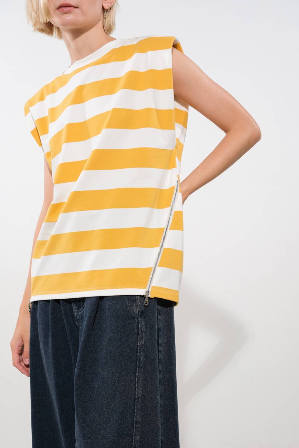 THIS ISN'T GOODBYE KNIT TOP - MaraFormigone