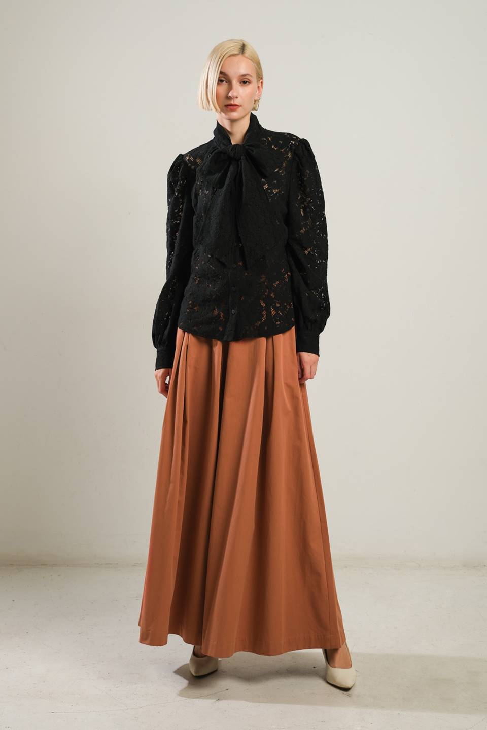 TOP DE ENCAJE TEJIDO PRINCESA PATRIÓTICA