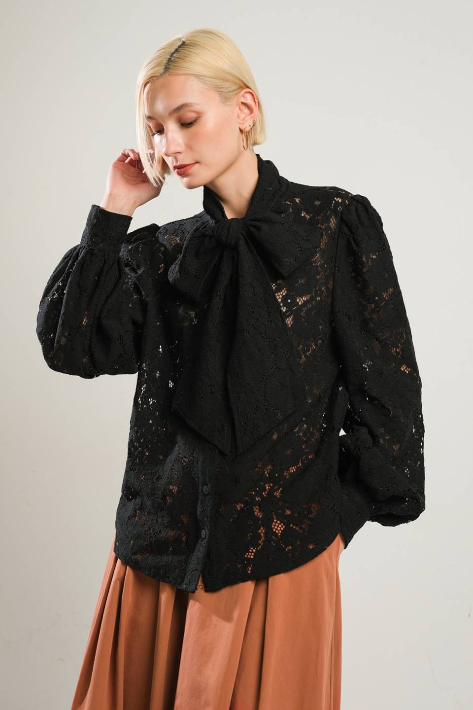 TOP DE ENCAJE TEJIDO PRINCESA PATRIÓTICA