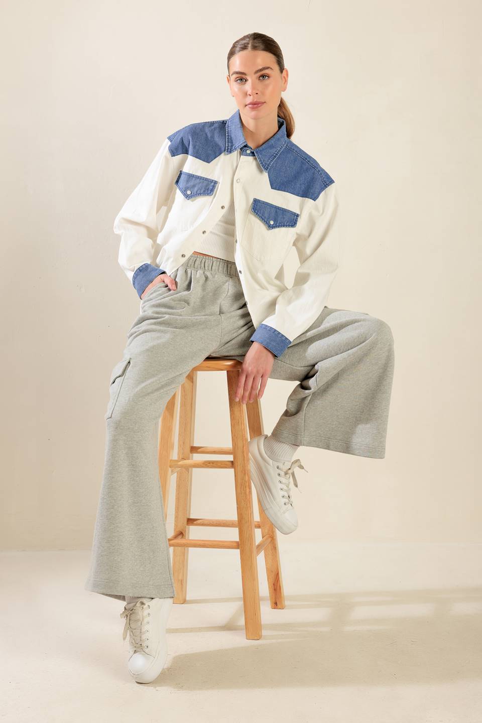 CAMISA DE TEJIDO Y MEZCLILLA "SIGUE ADELANTE"