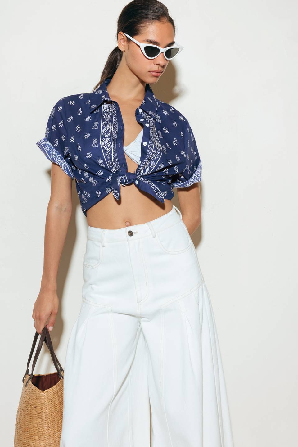 CAMISA TEJIDA DE PRADO BESADO POR EL SOL