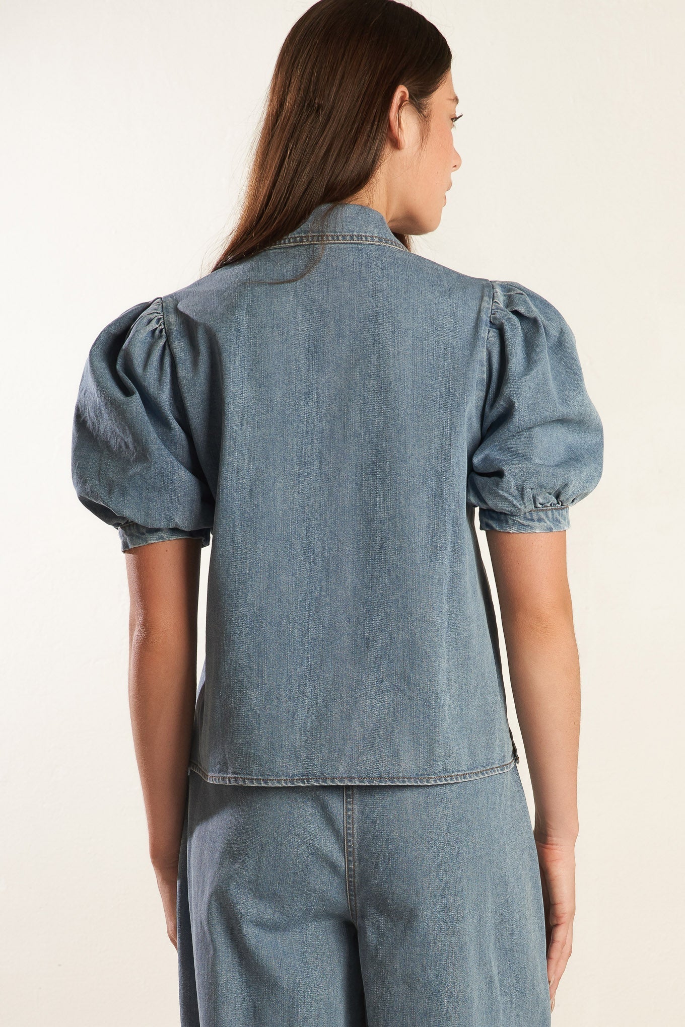 ETERNAL SUNSHINE CHAMBRAY DENIM TOP - MaraFormigone
