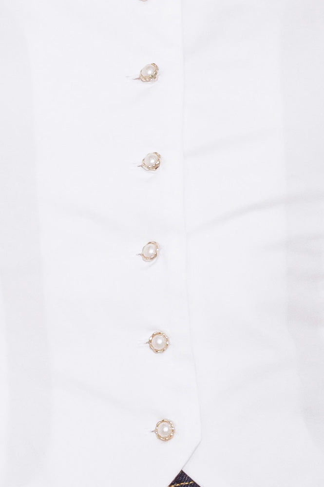 BLUSA BRANCA DE TECIDO NUNCA COMUM