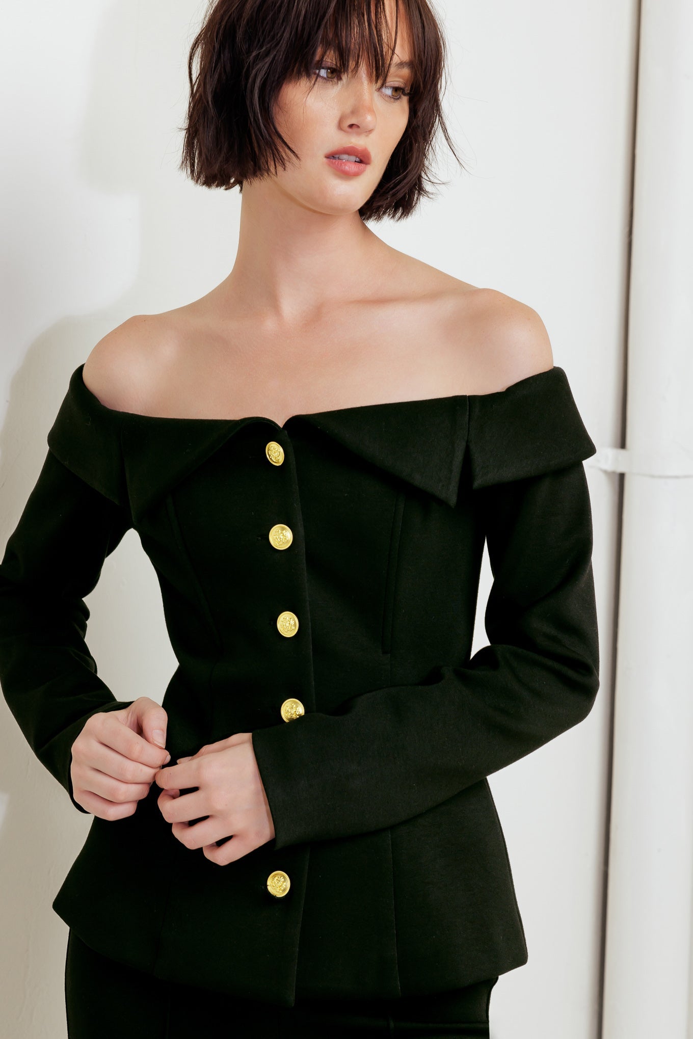 BLUSA MODERN FLOW PRETA TECIDA