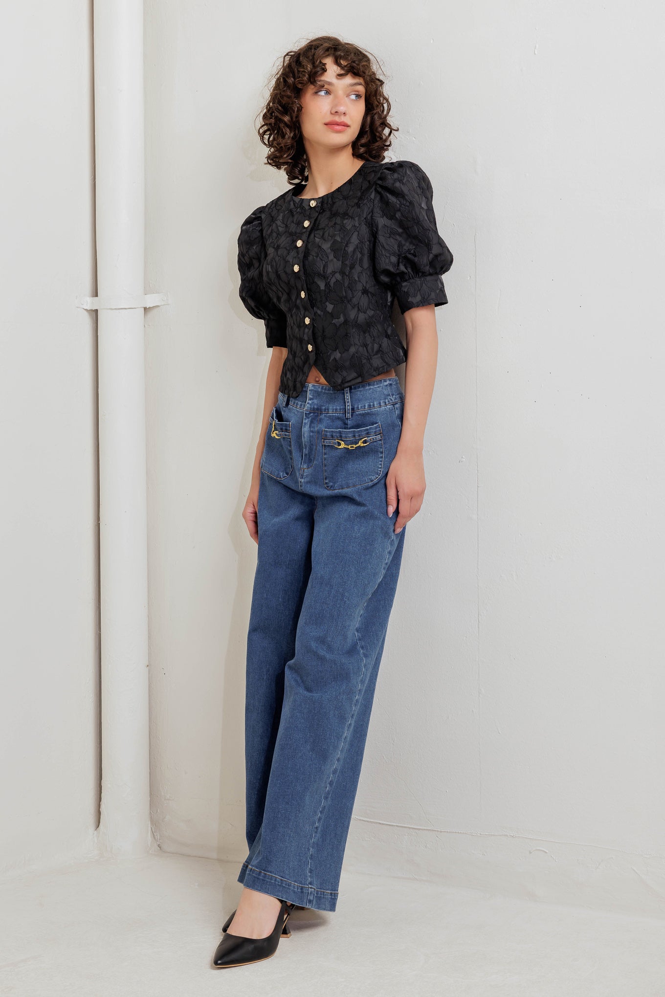 TOP TEJIDO DE ROMANCE DE LUJO Y SILENCIO