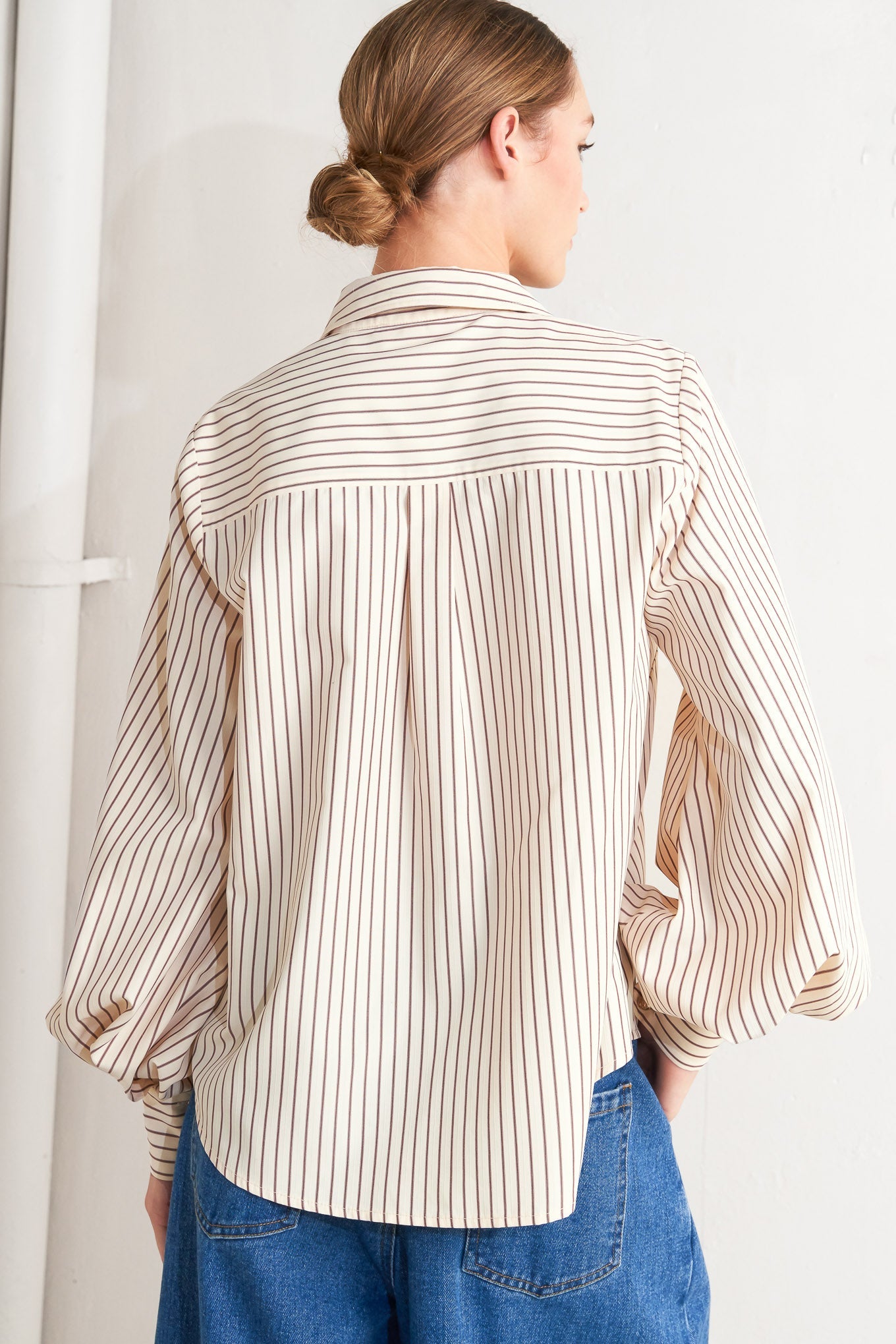 PINSTRIPE CHIC WOVEN TOP - MaraFormigone