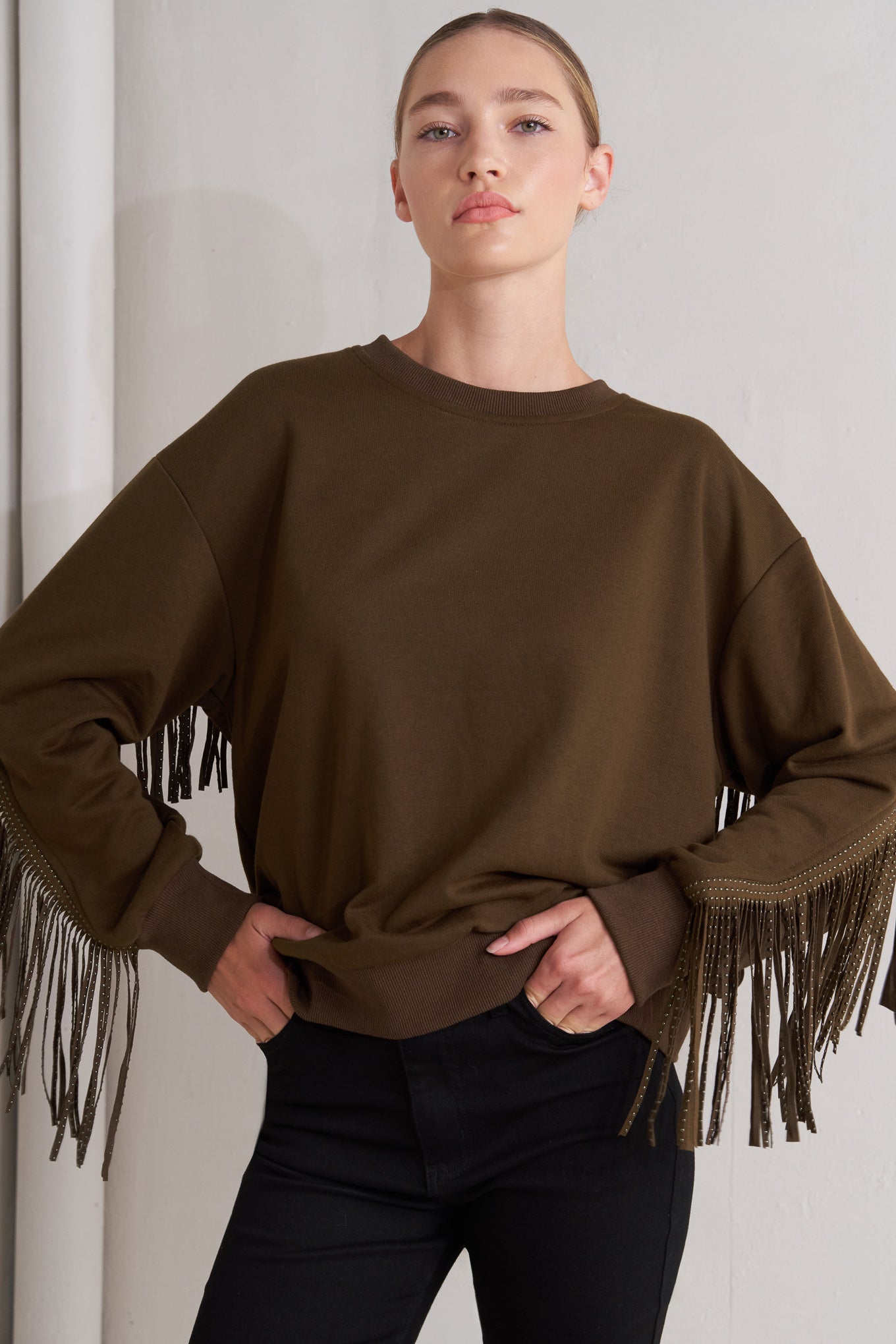 FRINGE CITY PULLOVER KNIT TOP - MaraFormigone