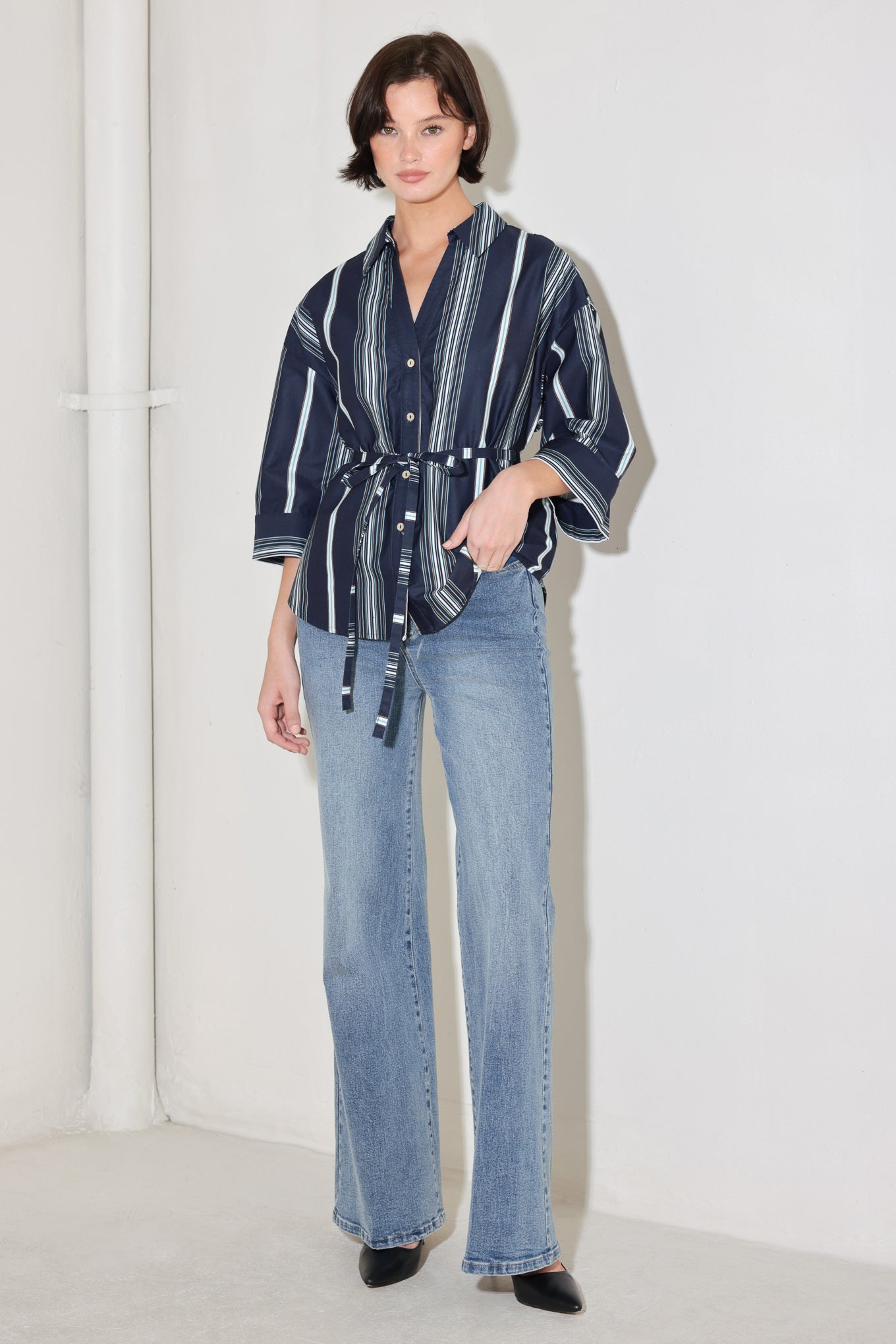 CITY STRIPE WOVEN TOP