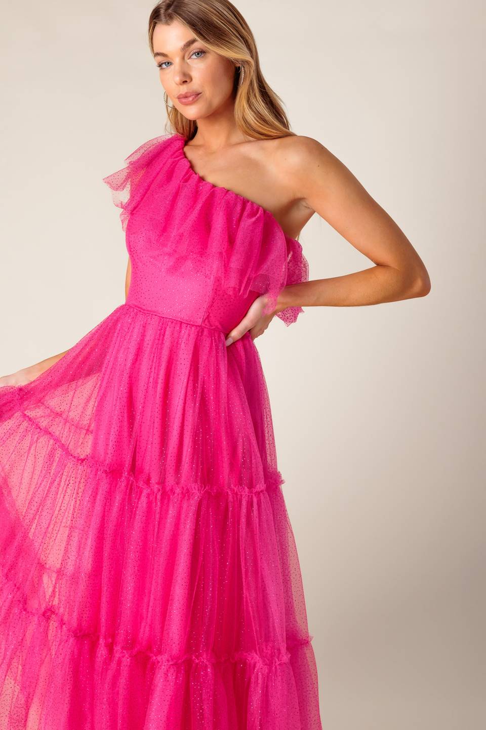 VESTIDO MIDI DE TUL FUCSIA "ALGO DE AIRE FRESCO"