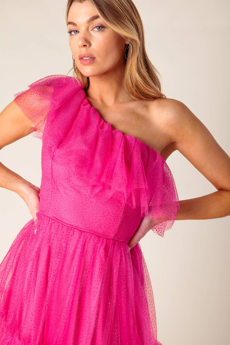 VESTIDO MIDI DE TUL FUCSIA "ALGO DE AIRE FRESCO"