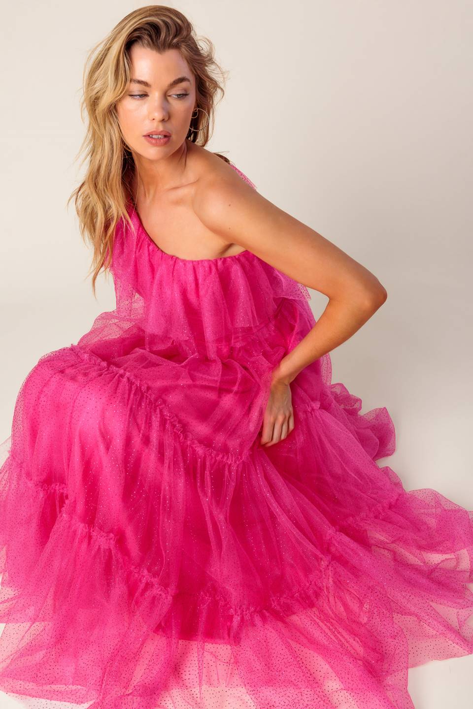 VESTIDO MIDI DE TUL FUCSIA "ALGO DE AIRE FRESCO"