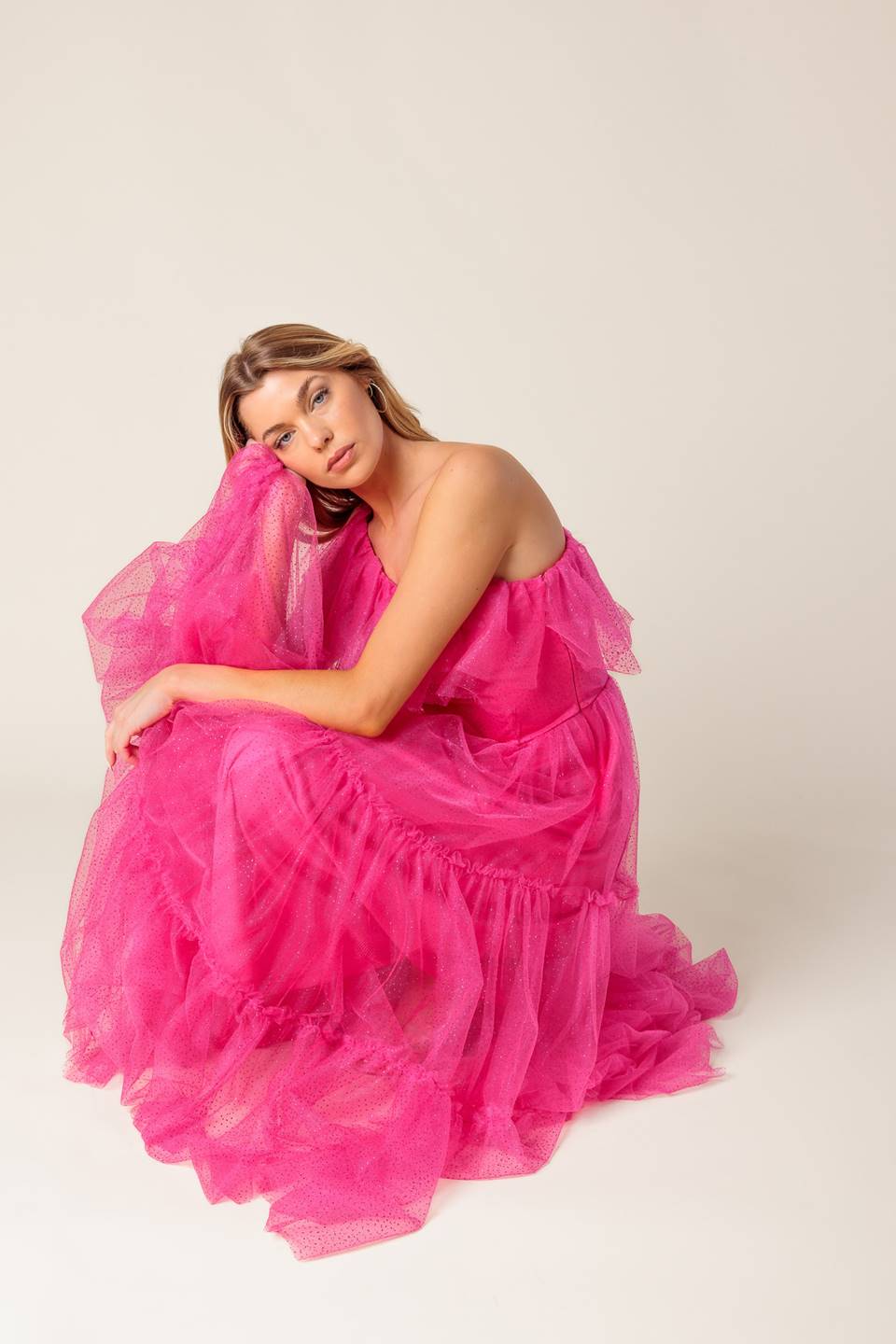 VESTIDO MIDI DE TUL FUCSIA "ALGO DE AIRE FRESCO"