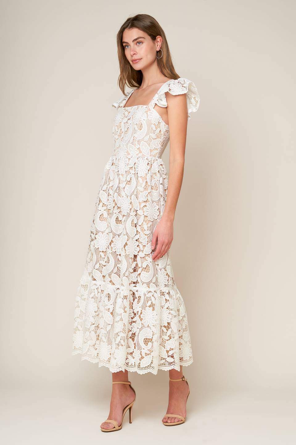 AINDA PENSANDO EM VESTIDO MIDI DE RENDA