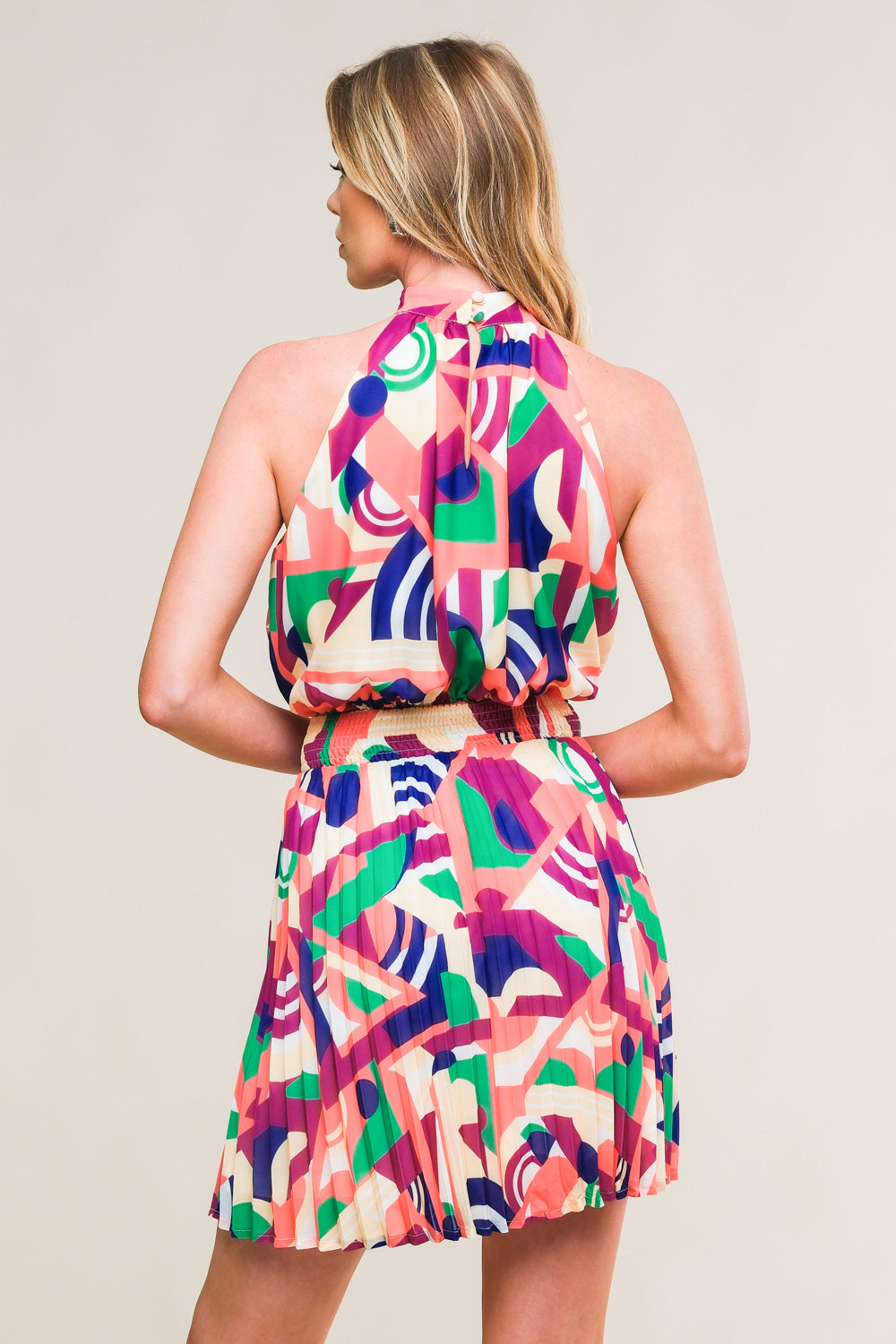 MINIVESTIDO TEJIDO DULCE Y ELEVADO