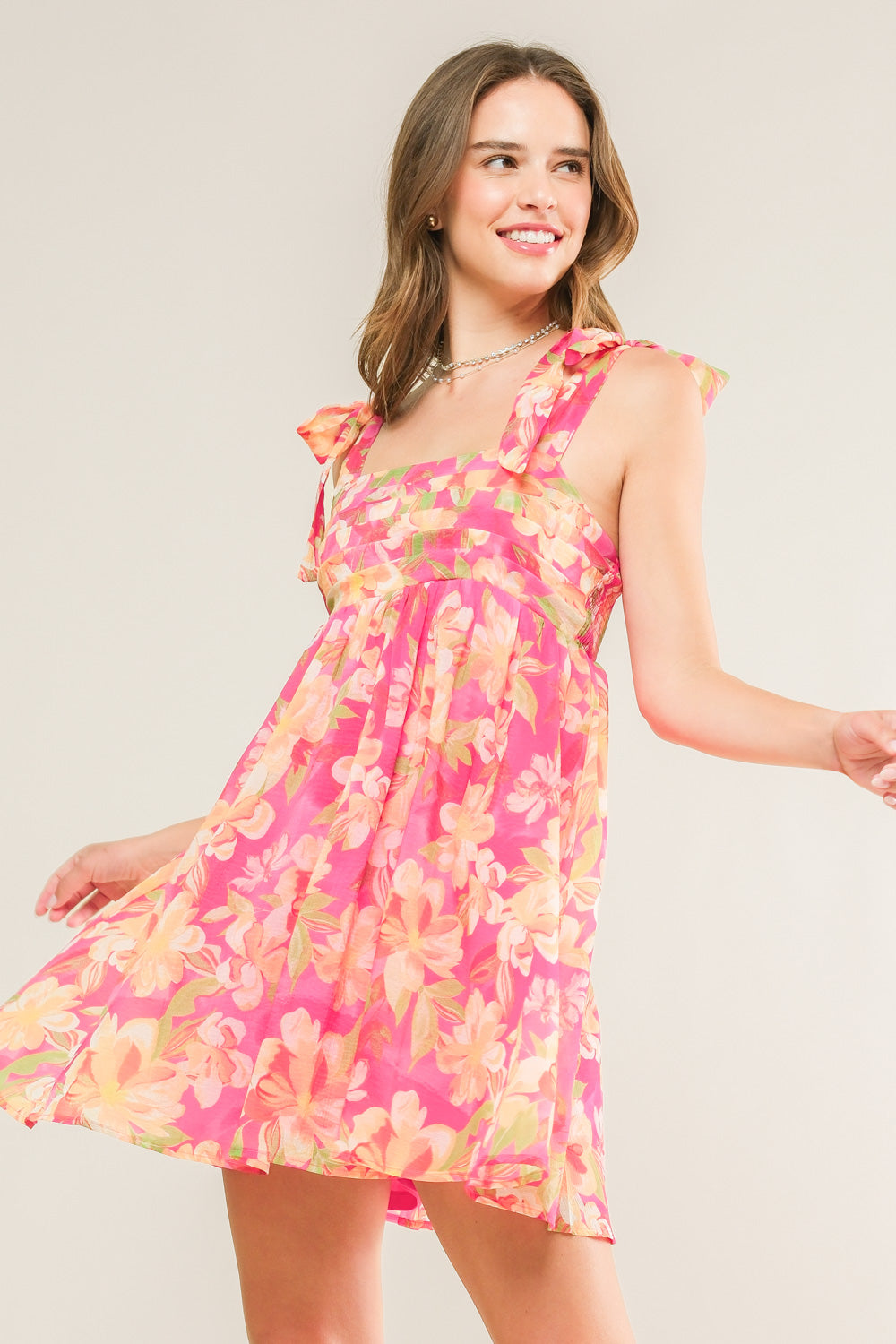 VESTIDO MINI DE TECIDO QUE É O ASSUNTO DA CIDADE