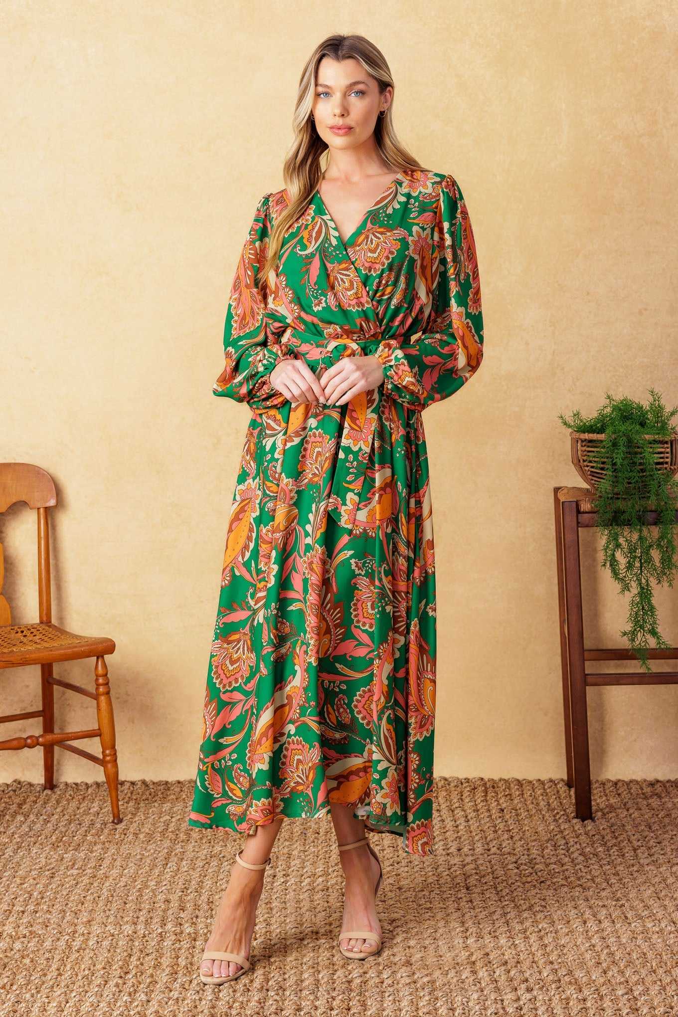 VESTIDO MIDI TEJIDO SUNNYSIDE FLORALS