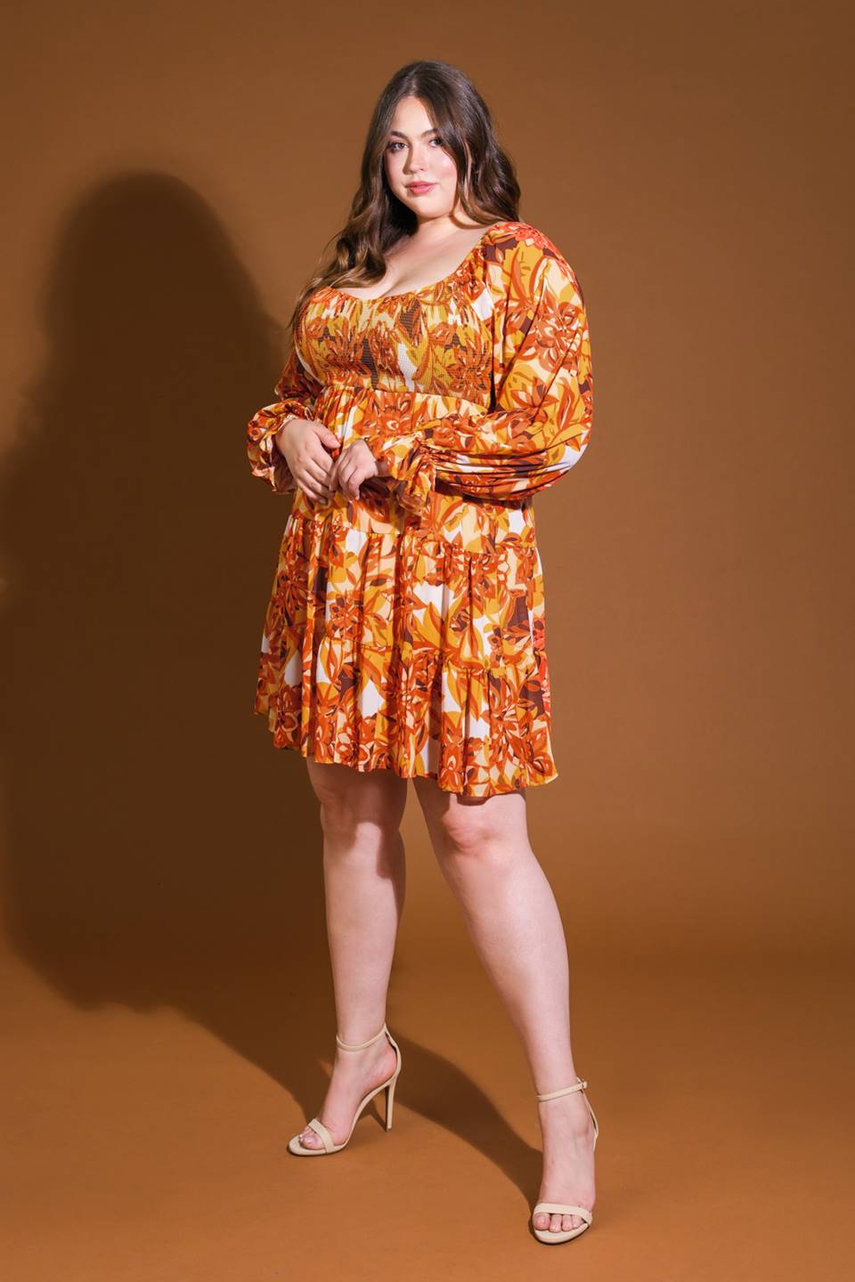 MINIVESTIDO TEJIDO ELEGANTE Y SEGURIDAD