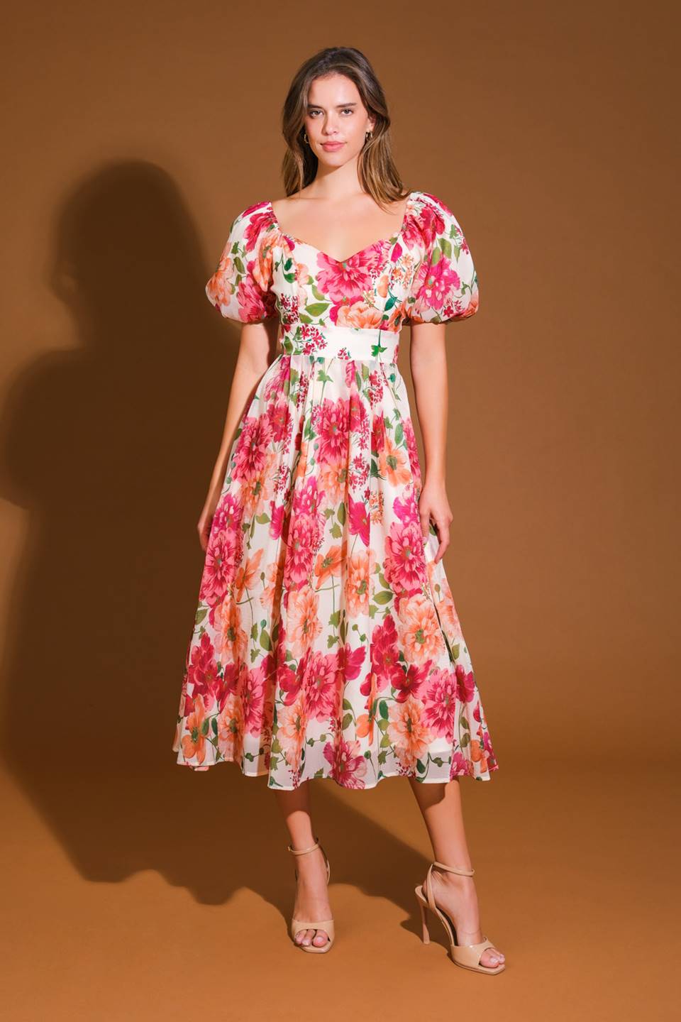 VESTIDO MIDI FLORAL REVERIE TECIDO