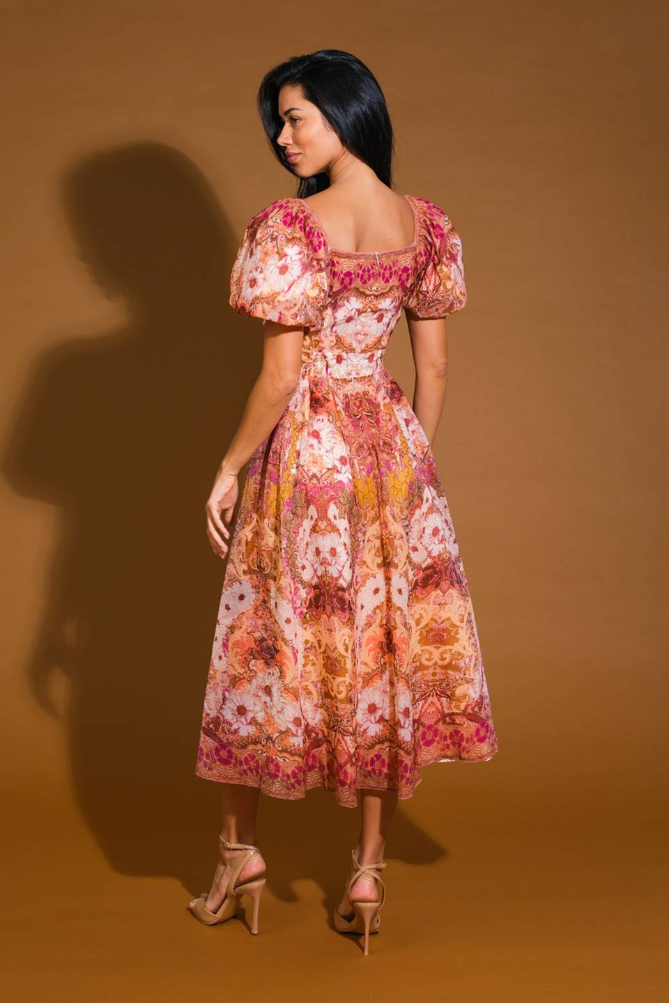 VESTIDO MIDI DE TECIDO TECIDO PARA O BOM ESTILO