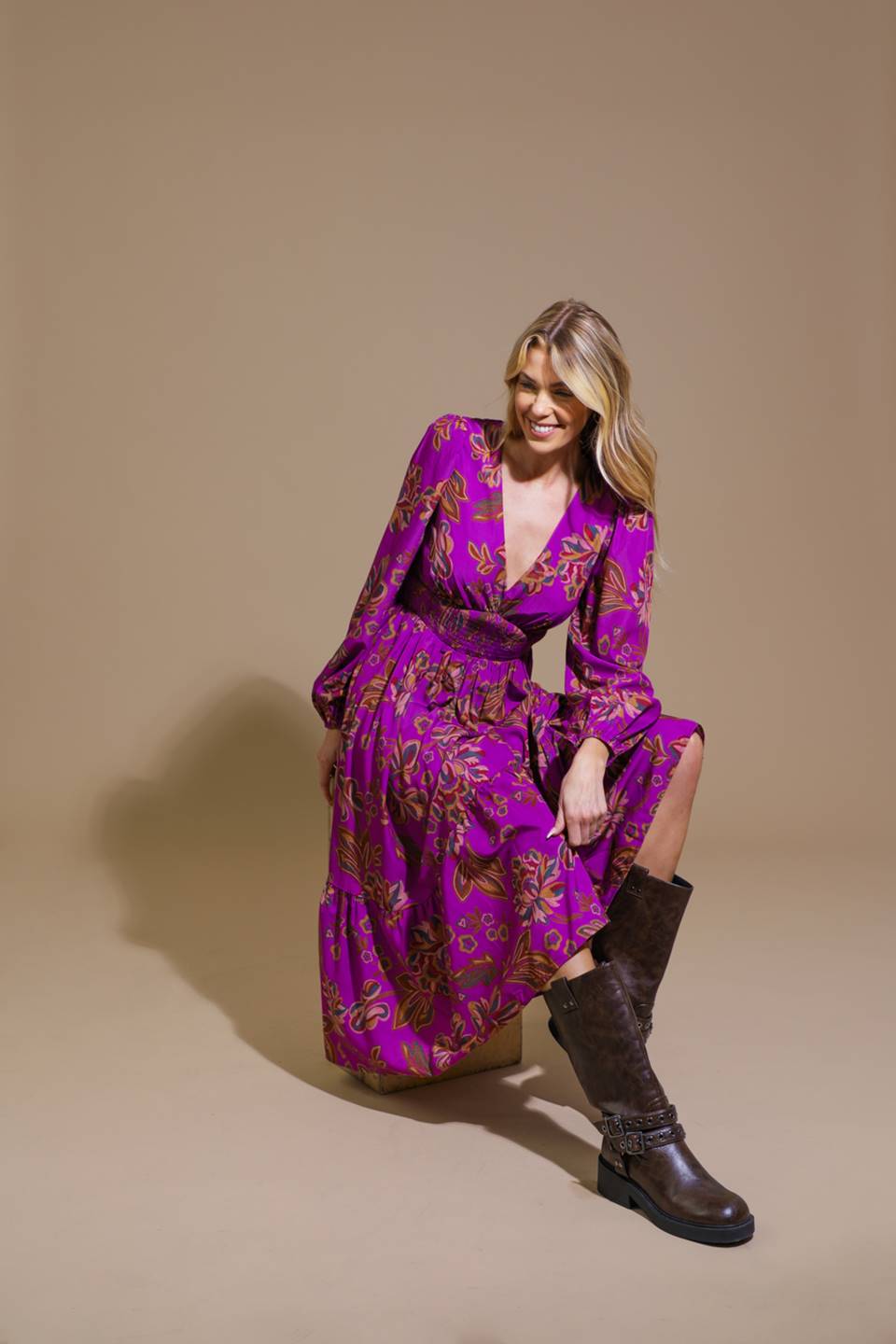 ELEGANTLY ELEVATED WOVEN MIDI DRESS - MaraFormigone