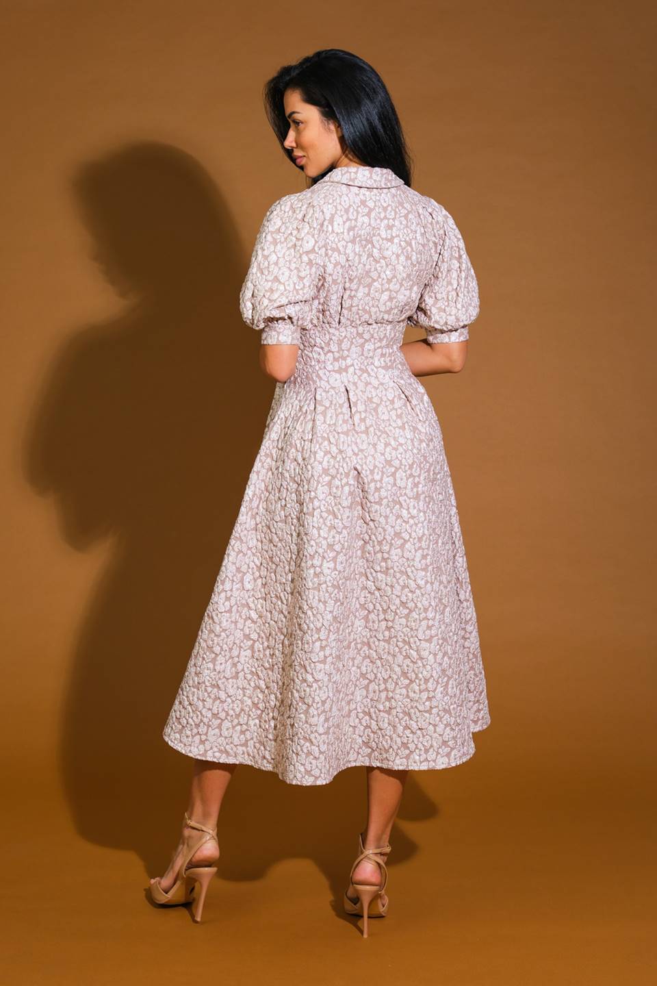 VESTIDO MIDI TEJIDO DE VISIÓN PERFECTA