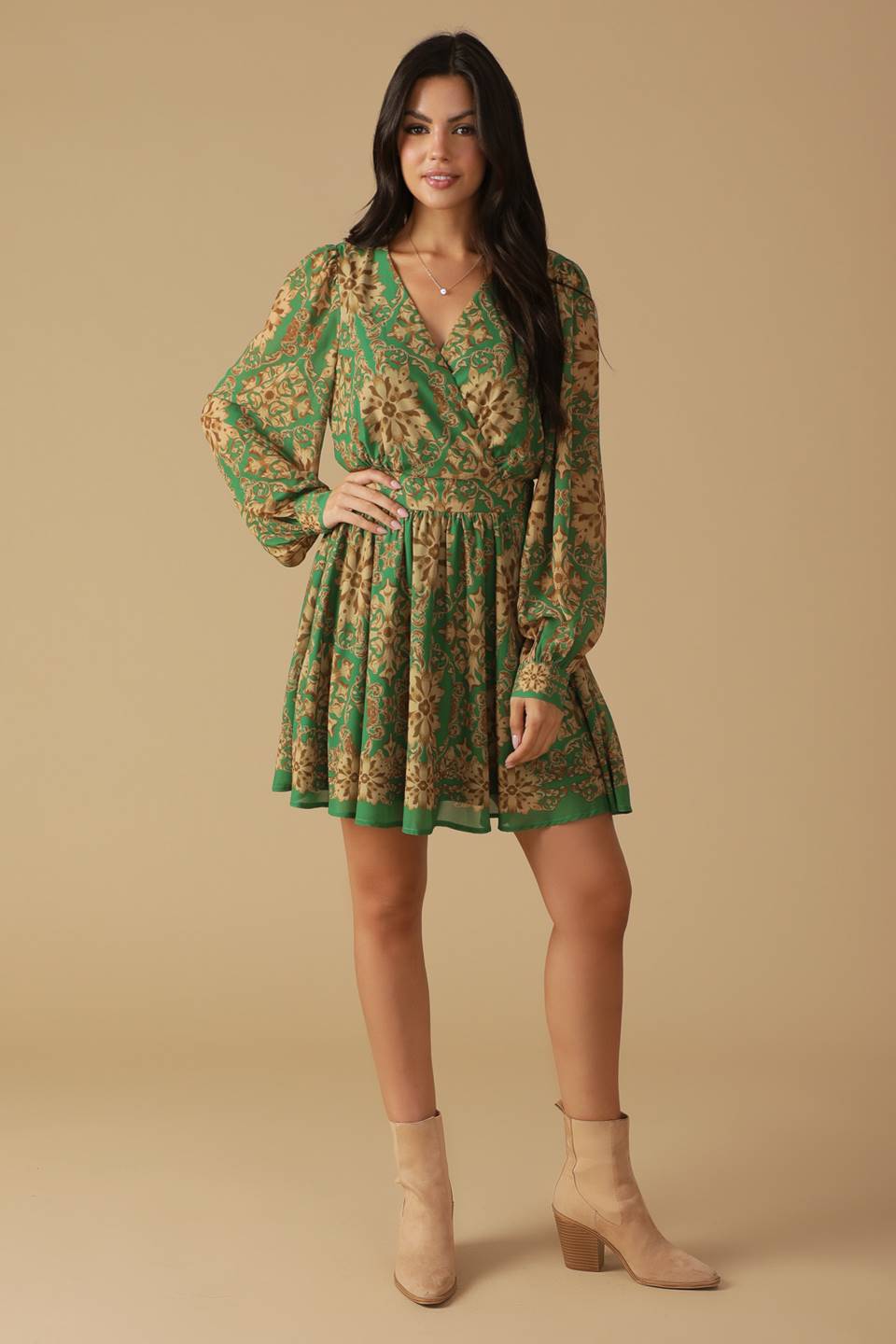 ME HACE PREGUNTAR SOBRE EL MINIVESTIDO TEJIDO