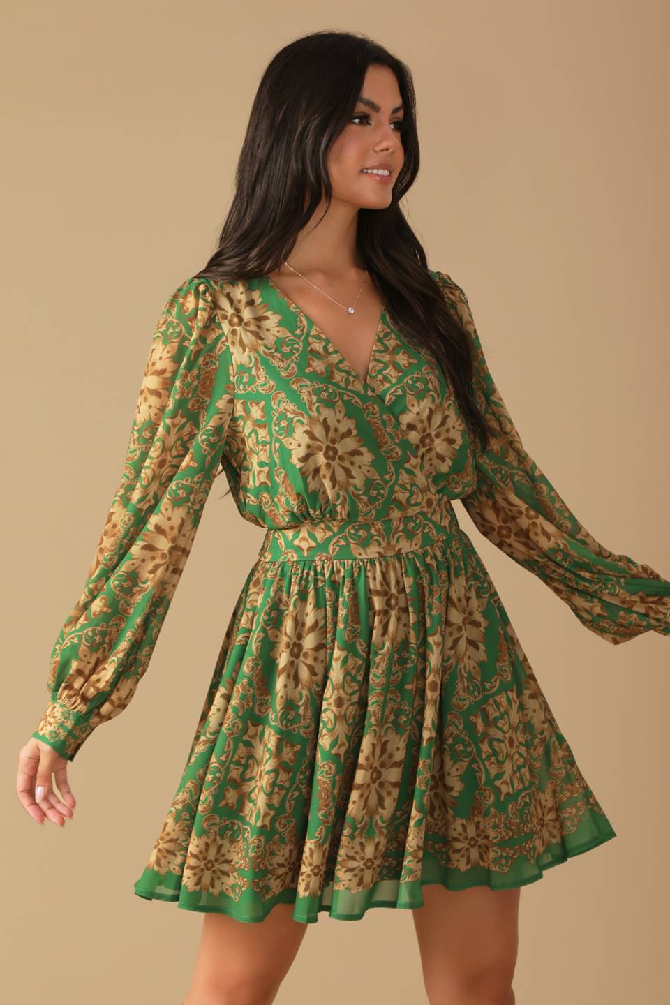 ME HACE PREGUNTAR SOBRE EL MINIVESTIDO TEJIDO