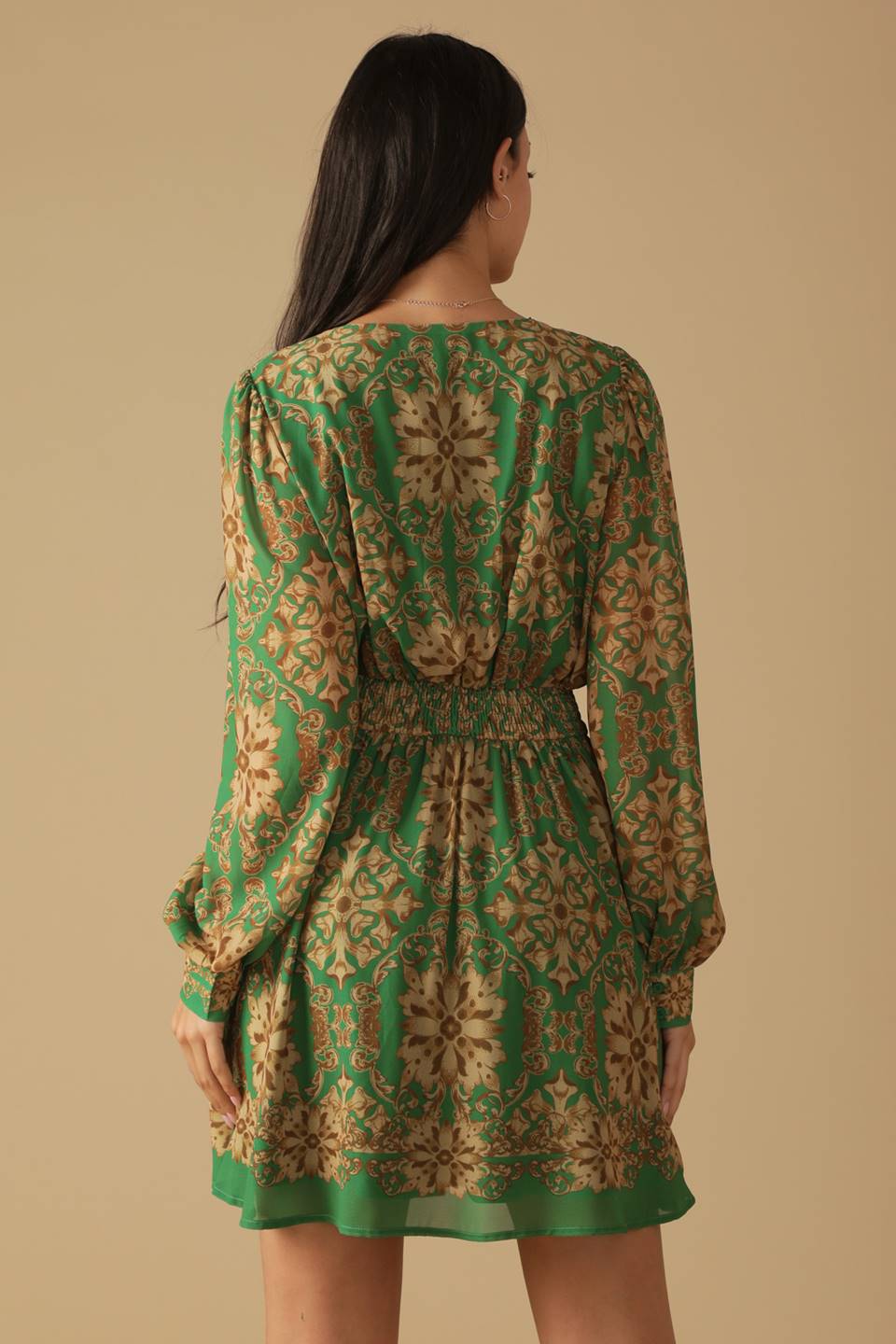 ME HACE PREGUNTAR SOBRE EL MINIVESTIDO TEJIDO