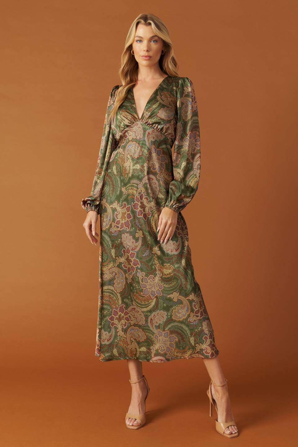 VESTIDO MIDI STICK SEASON TECIDO