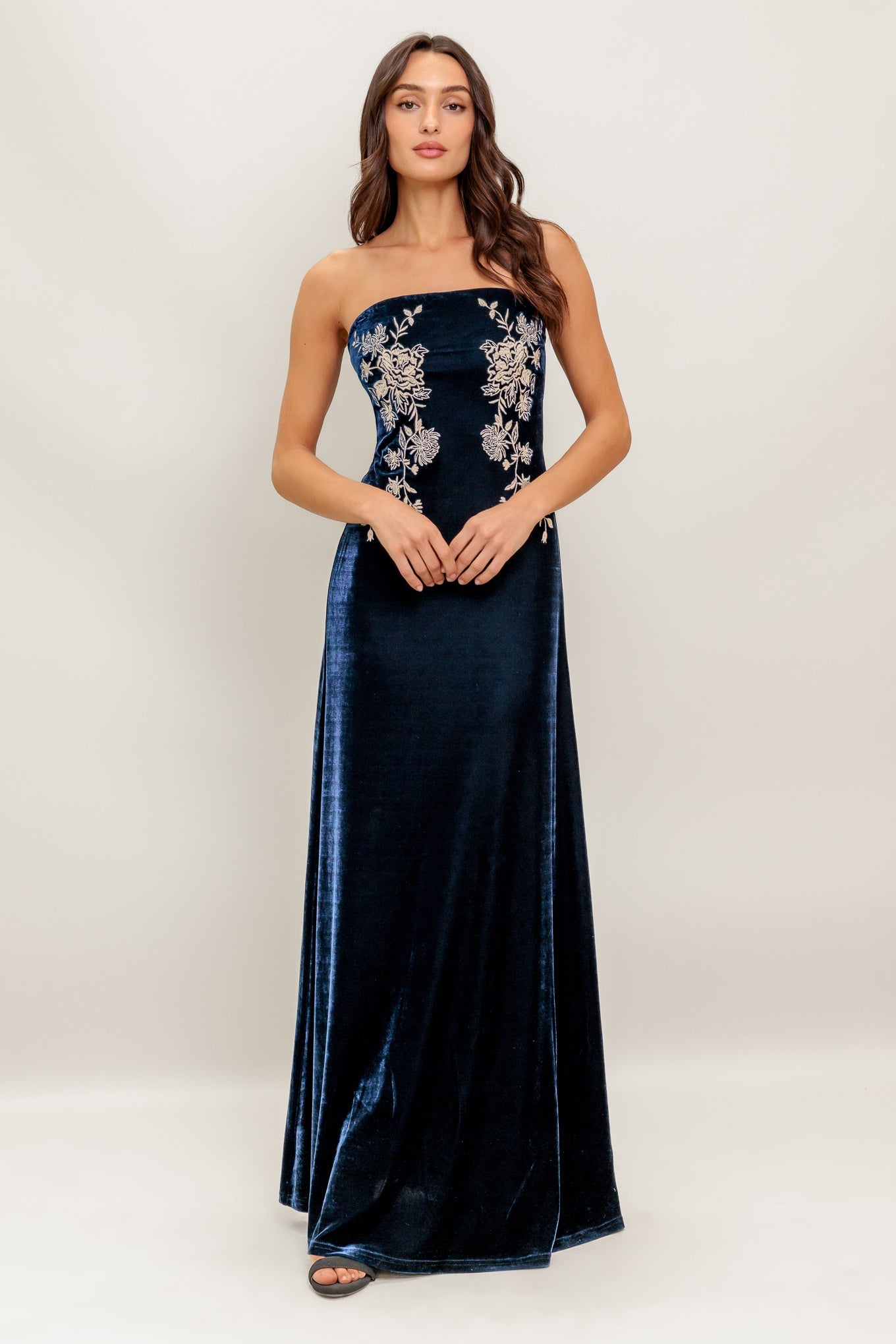 VESTIDO MAXI AZUL MARINO VELVET ELEGIA