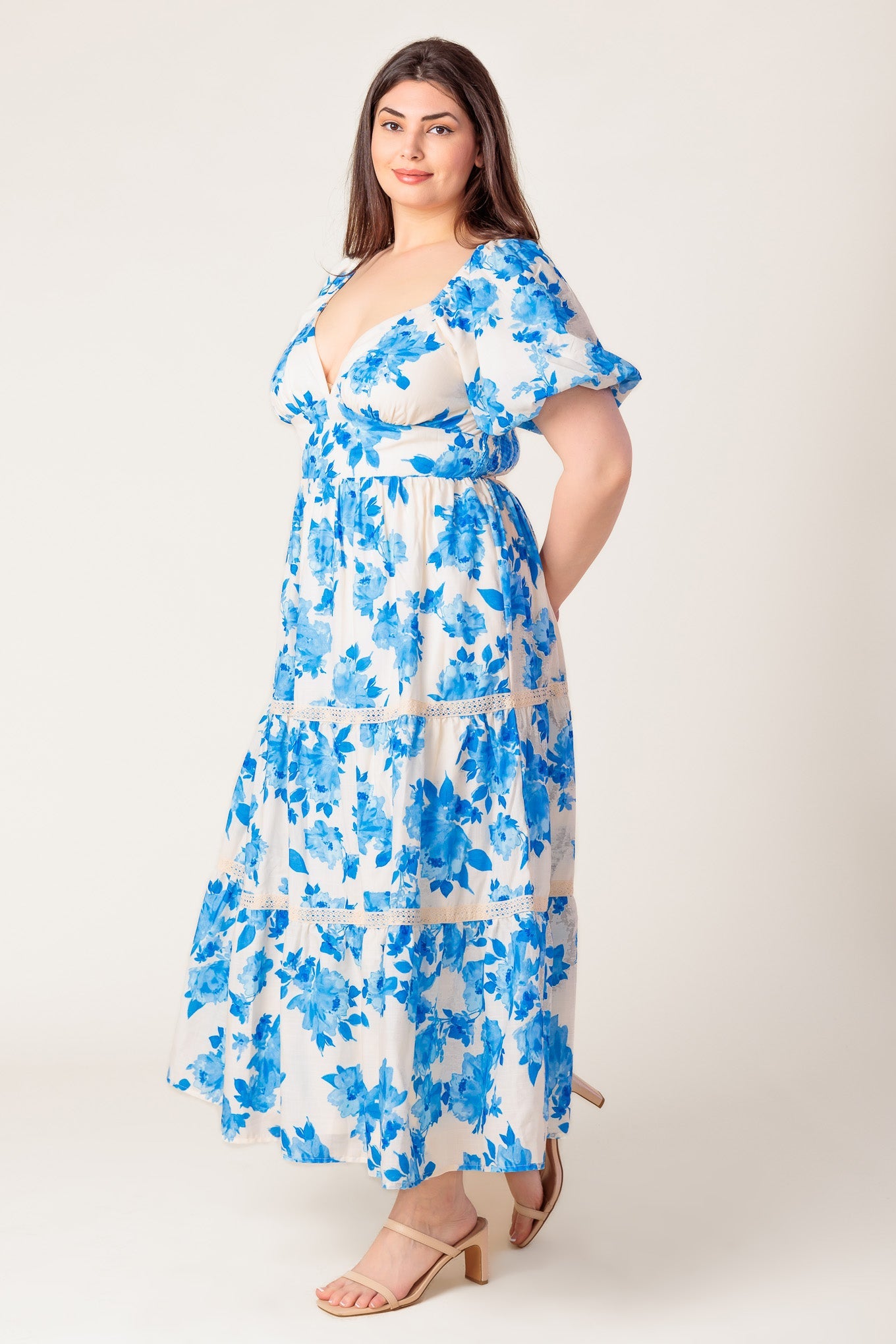 VESTIDO MIDI TEJIDO ENTRE LA NIEBLA