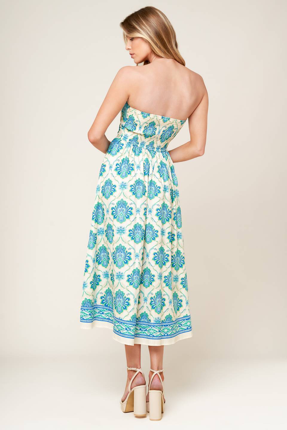 VESTIDO MIDI TEJIDO DE ALTO POSIBILIDAD