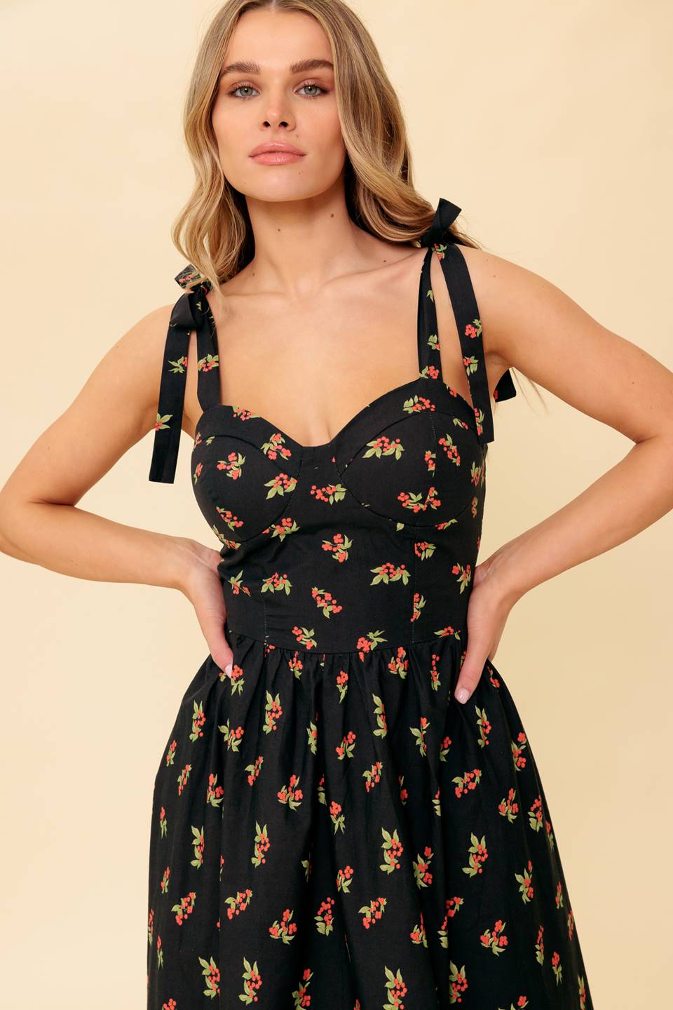 ENCHANTING MOMENTS WOVEN MDI DRESS - MaraFormigone