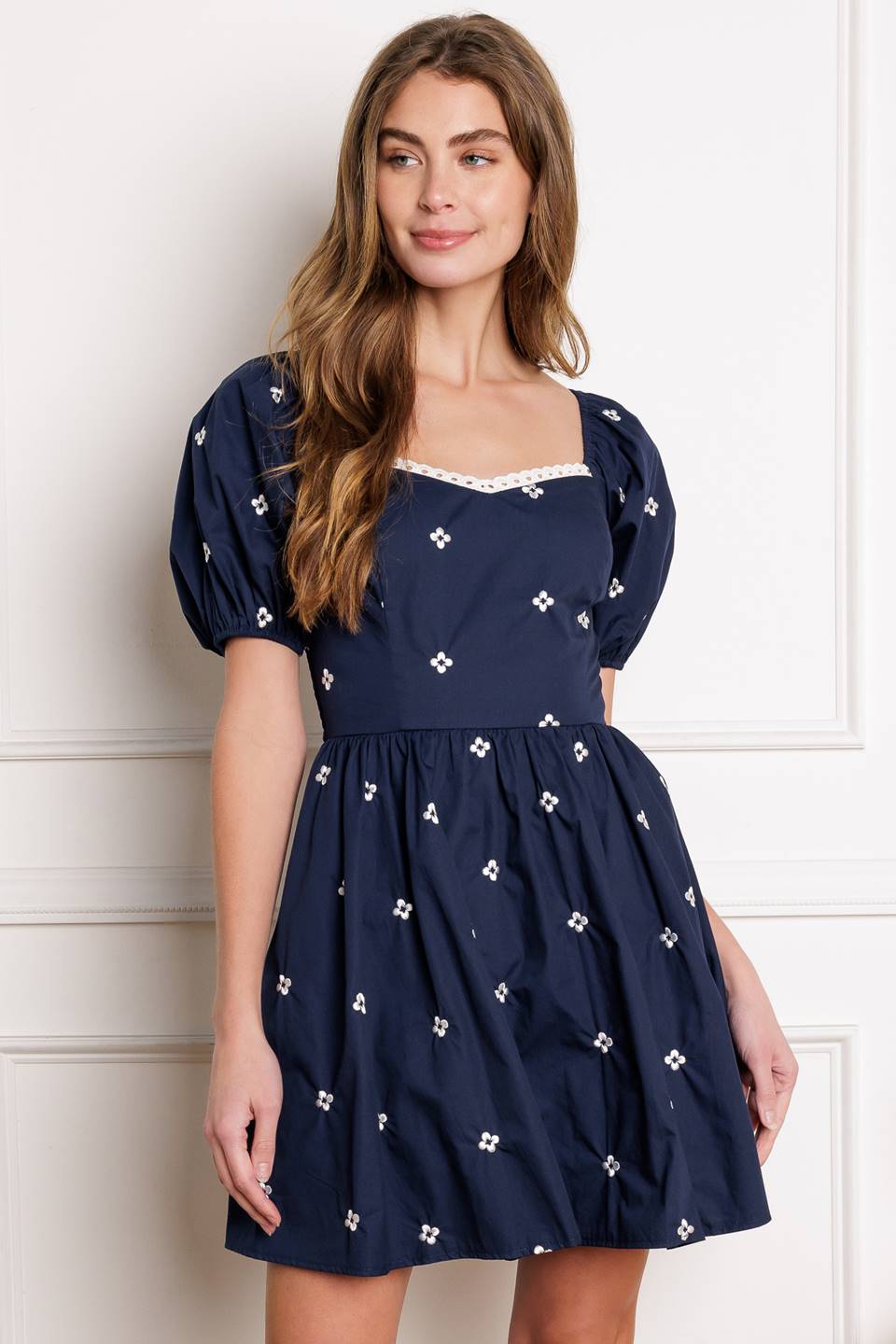 MINIVESTIDO TEJIDO CON ENCANTO COSTERO