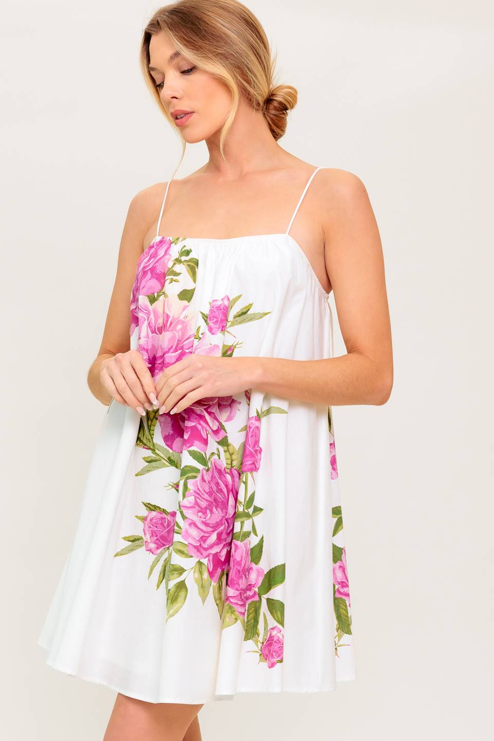 MINIVESTIDO ROSA CON ESTAMPADO FLORAL DE GARDEN WHISPERS