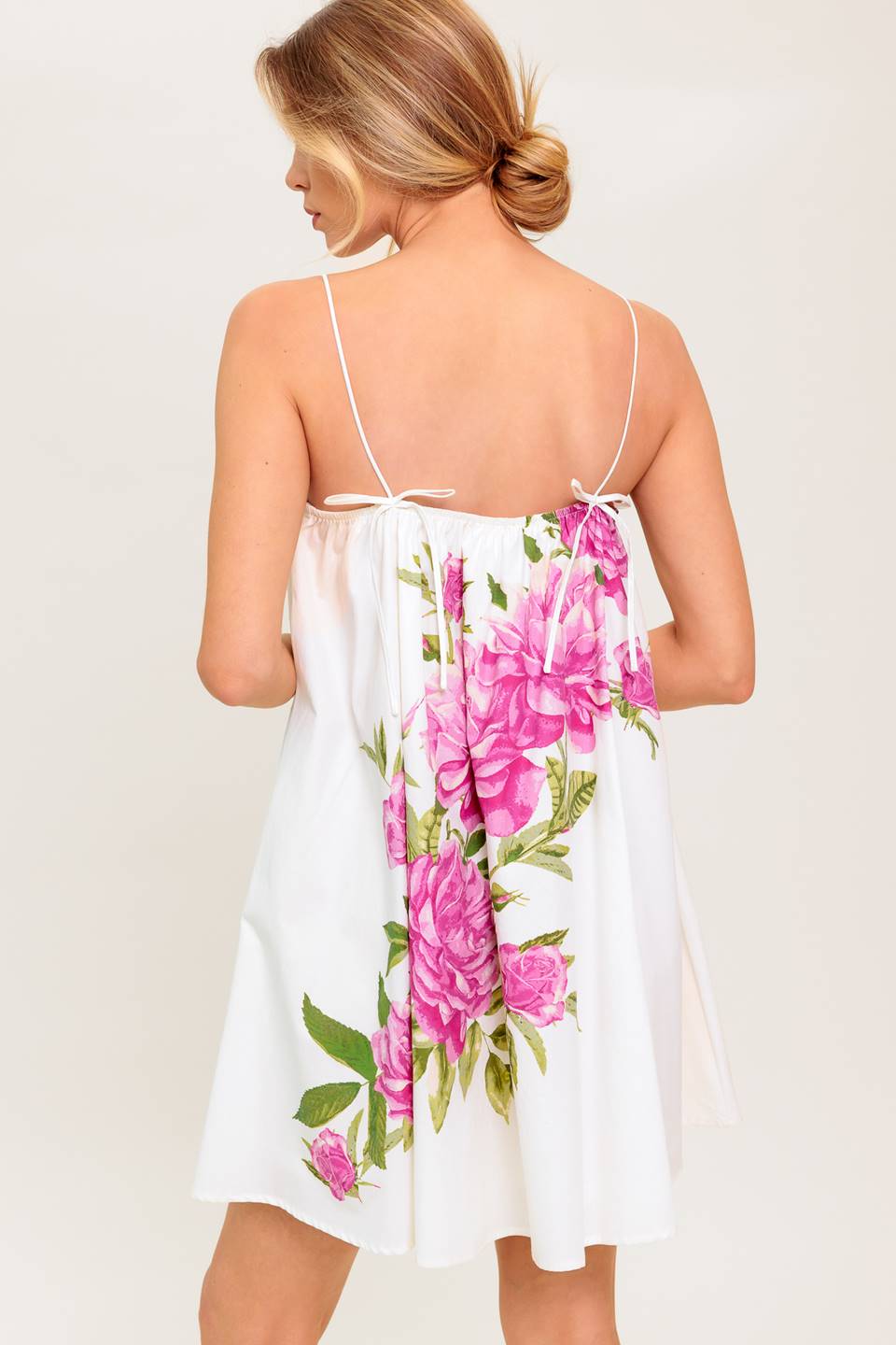 MINIVESTIDO ROSA CON ESTAMPADO FLORAL DE GARDEN WHISPERS