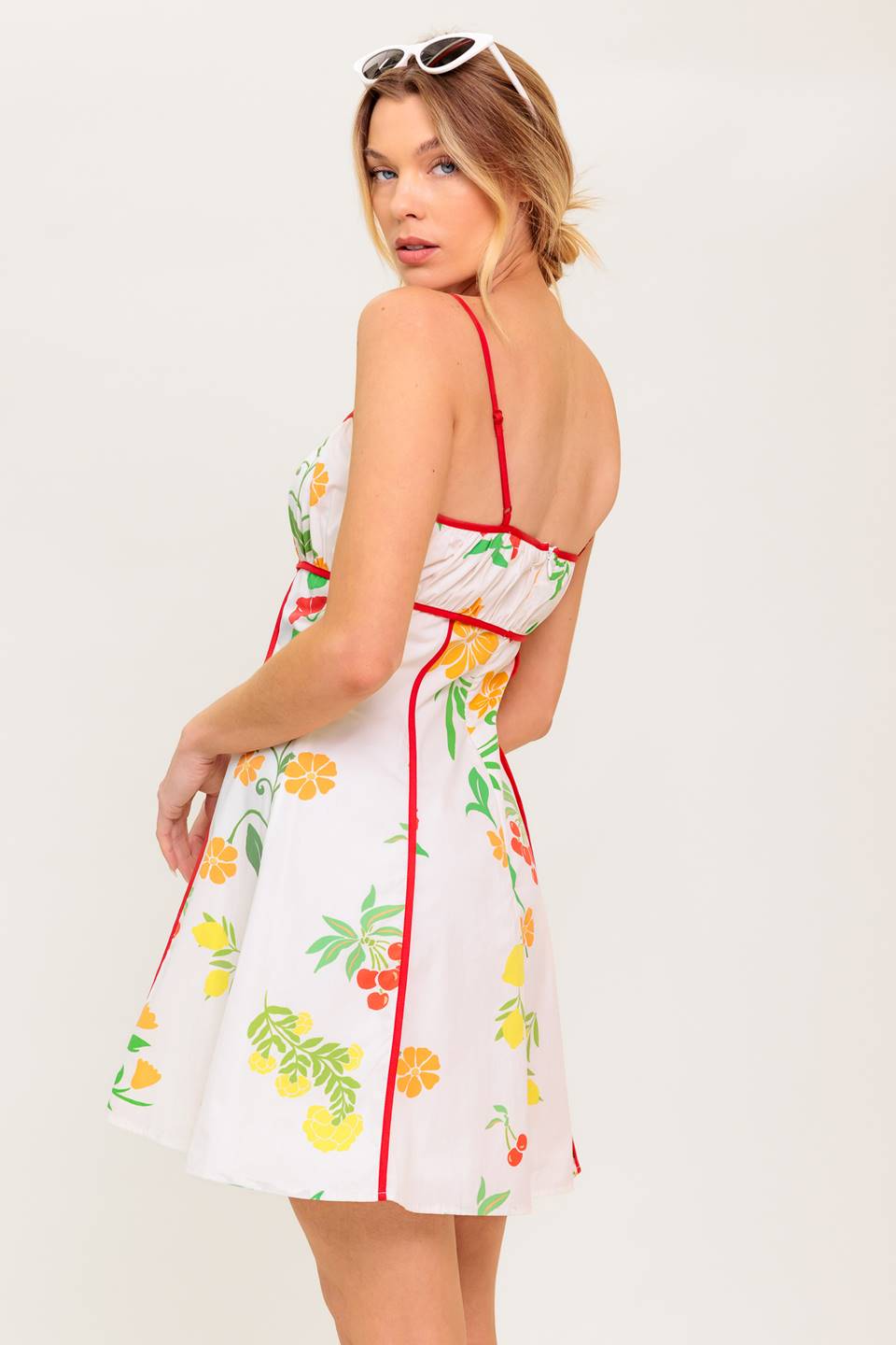 MINIVESTIDO TEJIDO CORAZÓN DE ORO