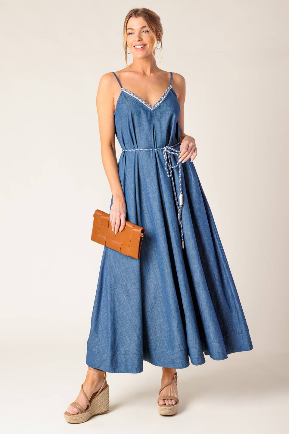 HEARTFELT MOMENT DENIM MIDI DRESS - MaraFormigone