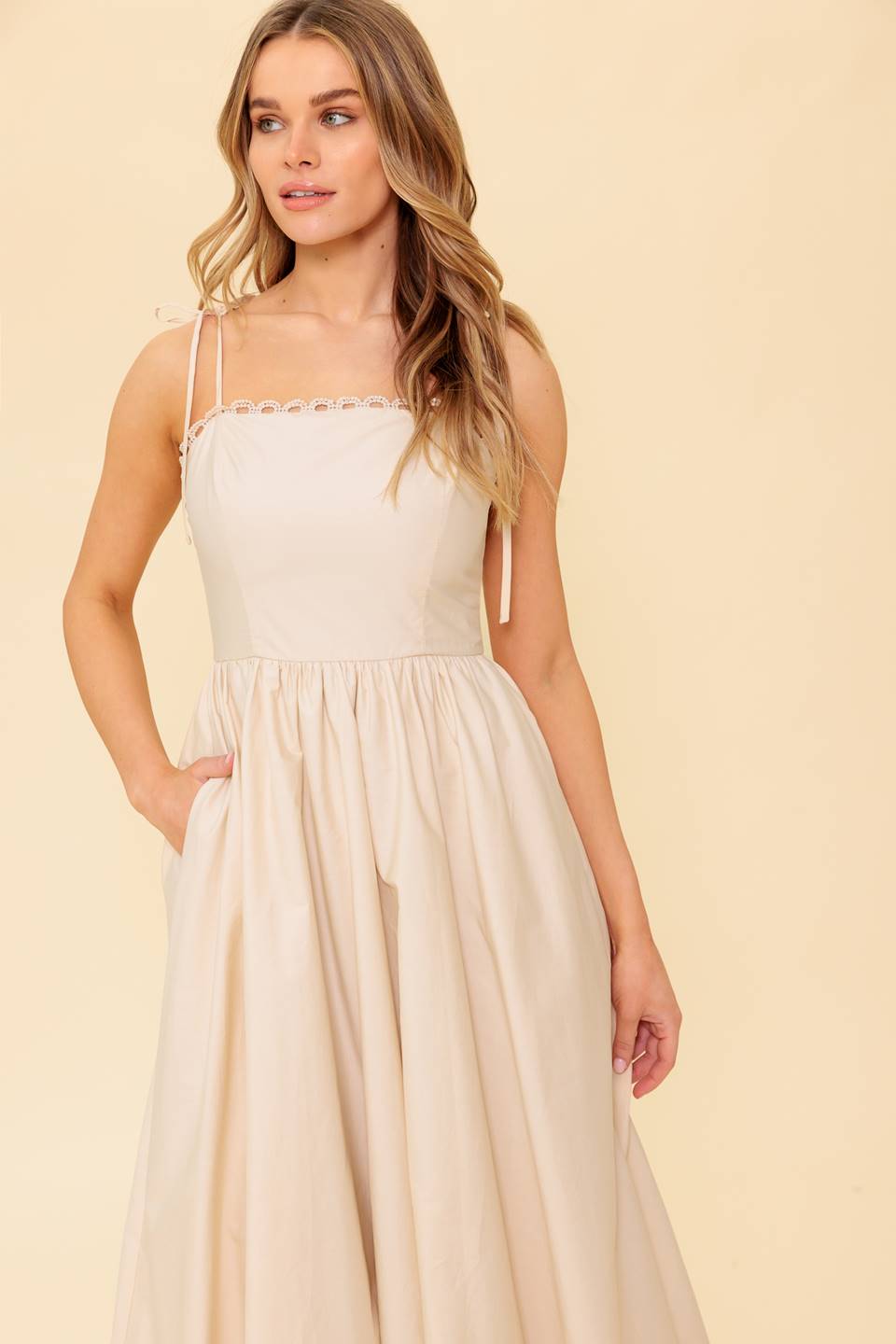 VESTIDO MIDI TEJIDO REGAL CUTIE CREAM