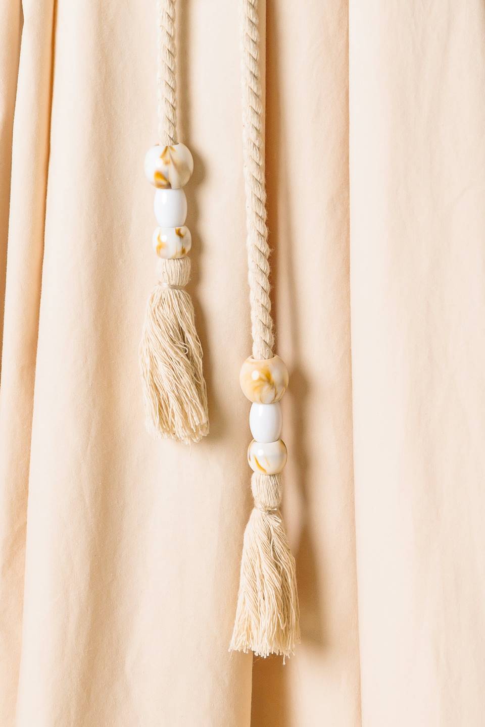 CHAMPAGNE TOAST TAUPE WOVEN MIDI DRESS - MaraFormigone