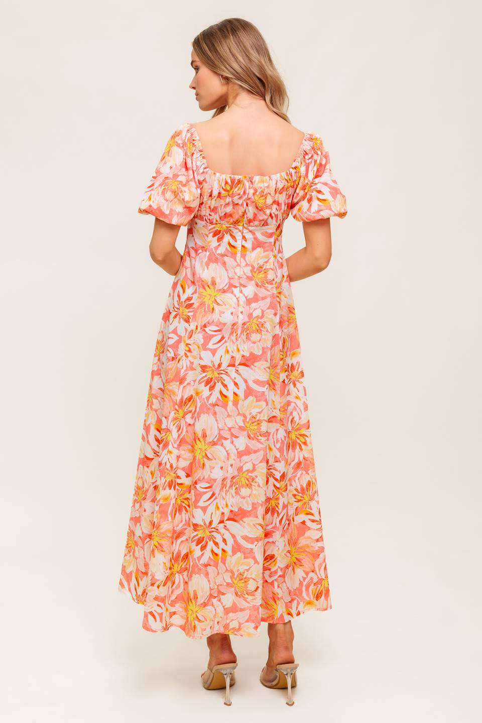 VESTIDO MIDI TEJIDO DE CORAL CON ESTAMPADO FLORAL DEL OCÉANO
