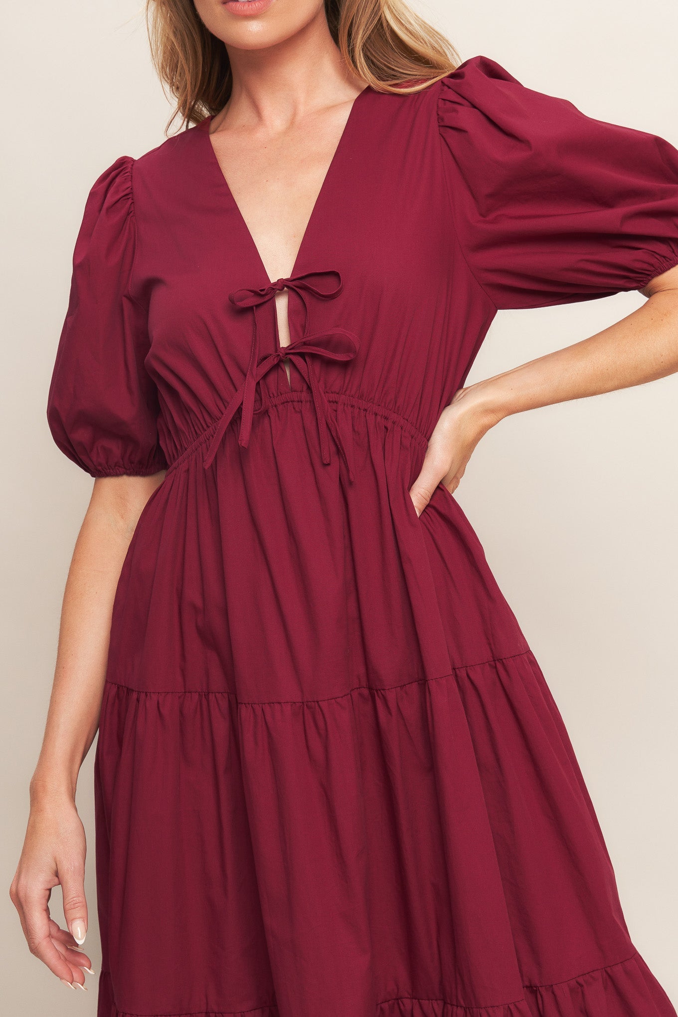 SUMMER GLOW BURGUNDY WOVEN MAXI DRESS - MaraFormigone