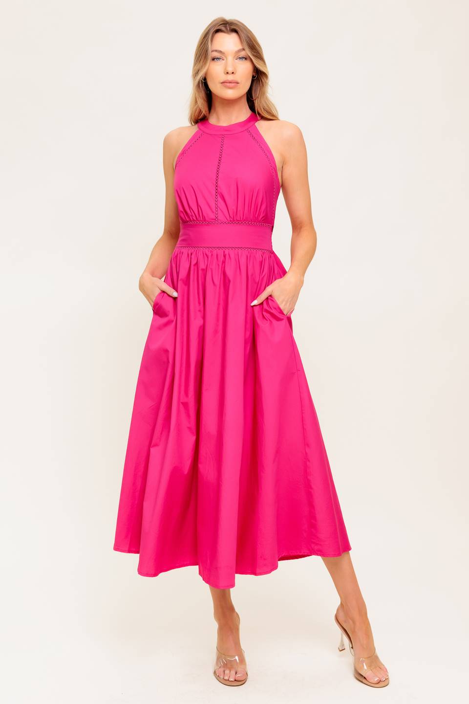 VESTIDO MIDI TEJIDO FUCSIA CON TOQUE DE PEONÍA